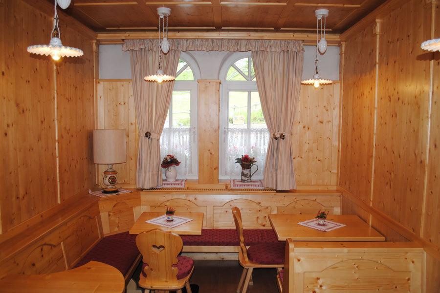 Albergo Bernard Канацеї Екстер'єр фото